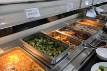 中职／雄鹰开饭！台钢基地选手餐厅上菜 6菜色3汤饮照顾选手的胃