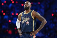 詹姆斯明星赛吞11败推高纪录 无损连22年入选伟大成就