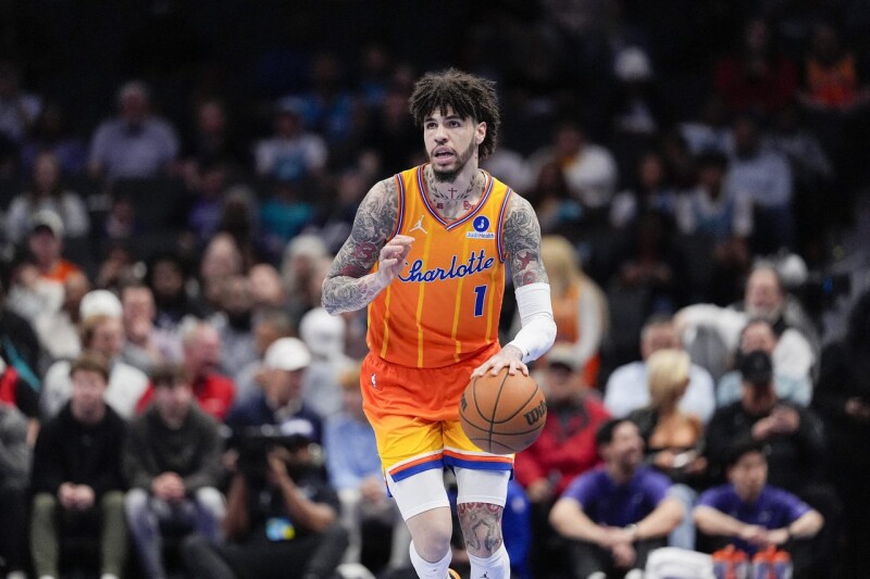 车祸中全身而退 小鲍尔喊万幸