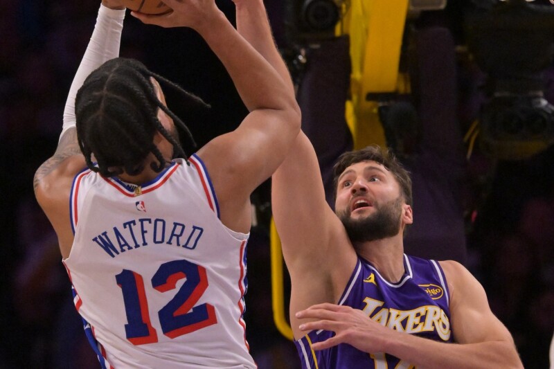 湖人全队替「无名英雄」喝采！史马特：我们知道他有多努力