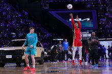 连两轮飙最高分 尼克斯队夺投篮大赛冠军