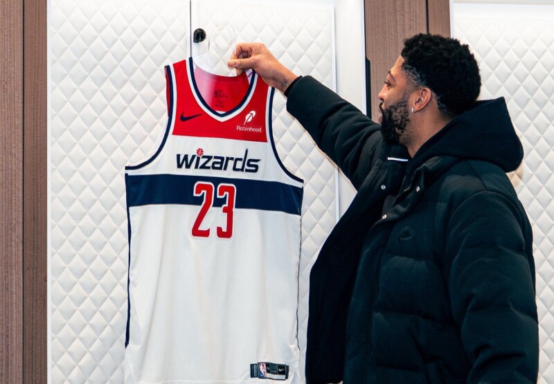 没要戴维斯提前关机 奇才总管期待「浓眉」本季出赛