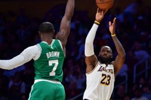 布朗曾质疑布朗尼职业资格 詹姆斯笑谈不影响两人关系