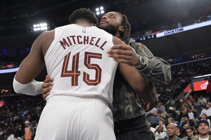 赞葛兰德还未达到巅峰 雷纳德：他是我们需要的球员