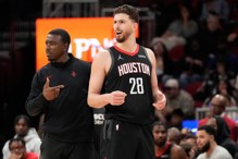 辱骂女裁判遭炎上 火箭中锋森根：道歉了对方也理解