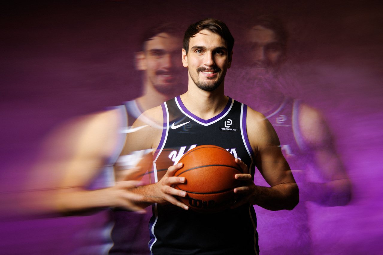 杭特三方交易转战国王 施罗德、艾利斯补强骑士后场