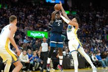 柯尔记忆中最惨伤病史 勇士仅剩8人小输森林狼10分