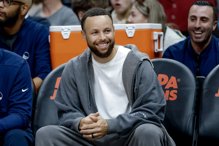 最快下周复出！勇士主帅曝库里将参与队内5对5对抗赛