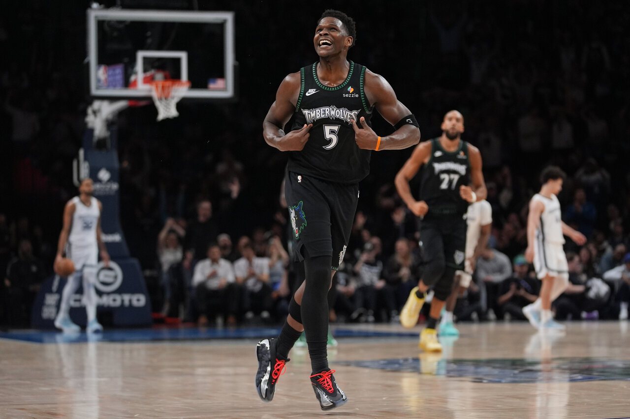 爱德华飙41分退灰熊 安德森回归老东家首秀仅拿2分