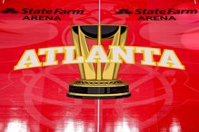 携手脱衣舞俱乐部办活动遭联盟强制取消 老...