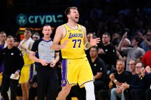 争不了冠？湖人致胜一击赢球遭泼冷水 欧尼尔：别给对手翻盘机会