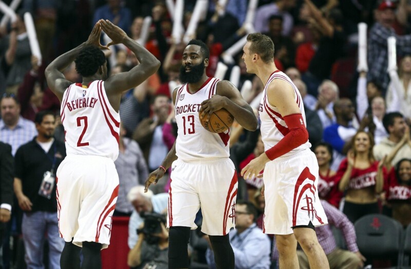 哈登韦德谁更出色？贝佛利力挺前队友