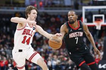 杜兰特40分、先发115分还是输球 火箭遭公牛19记三分球轰