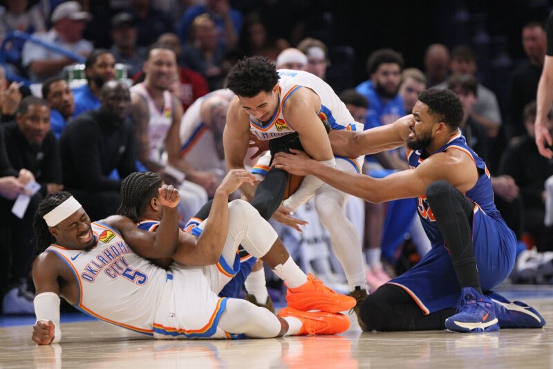 尼克后防悍将缺阵28场回归 对撞多特无奈又伤退