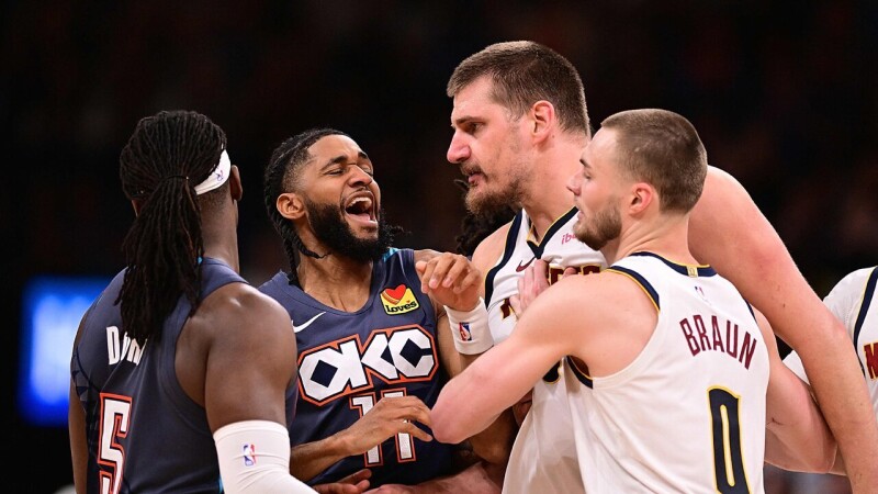 多特恶意绊倒约柯奇遭驱逐 SGA辩护：他不是那种人