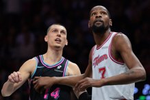 与热火「英雄哥」爆发激烈口角 KD：这是比赛的一部分