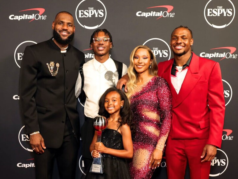 11岁女儿首度客场随行 詹姆斯直呼特别