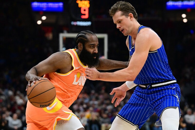 米契尔、哈登狂飙68分 骑士险胜魔术4连胜却浮现防守隐忧