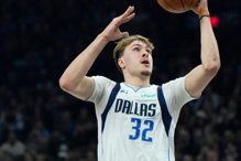 马鲁阿奇赏「状元同学」火锅！太阳胜独行侠锁定西区第7