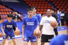 不排斥到台湾和世界各地打球 汤玛斯：告诉各球队我准备好了