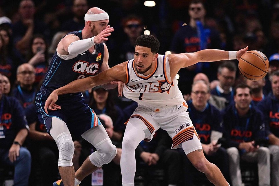 雷霆卡卢索指挥吹T裁判竟照做！太阳布克怒呛：比赛会变WWE