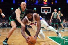 绿衫军浪费13分领先 安比德33分率76...