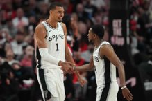 半场落后17分却赢15分 马刺疯狂逆袭创史上首次纪录