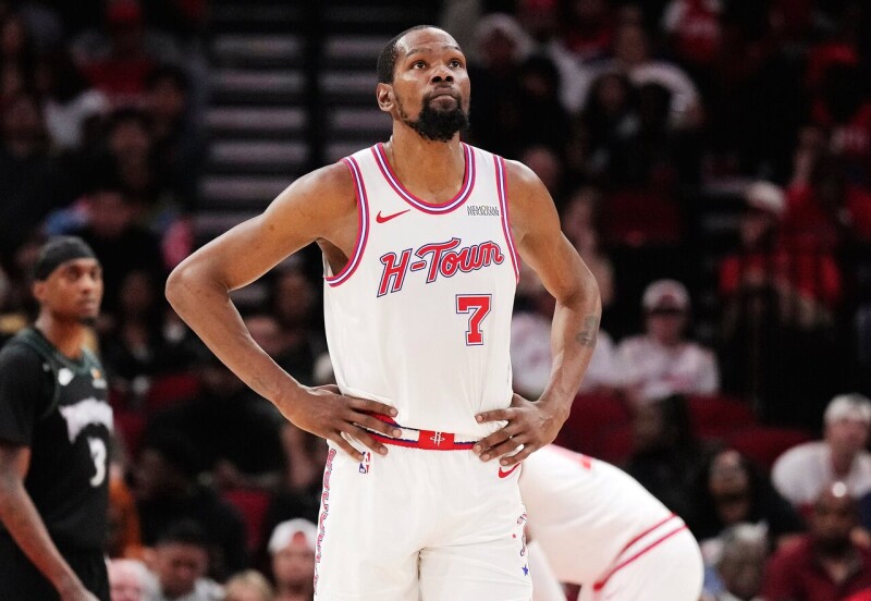 杜兰特超越马龙创史上第一纪录 火箭终结8连胜失主场优势