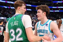 票选仅26分差距 佛雷格险胜大学室友克努佩尔夺新人王