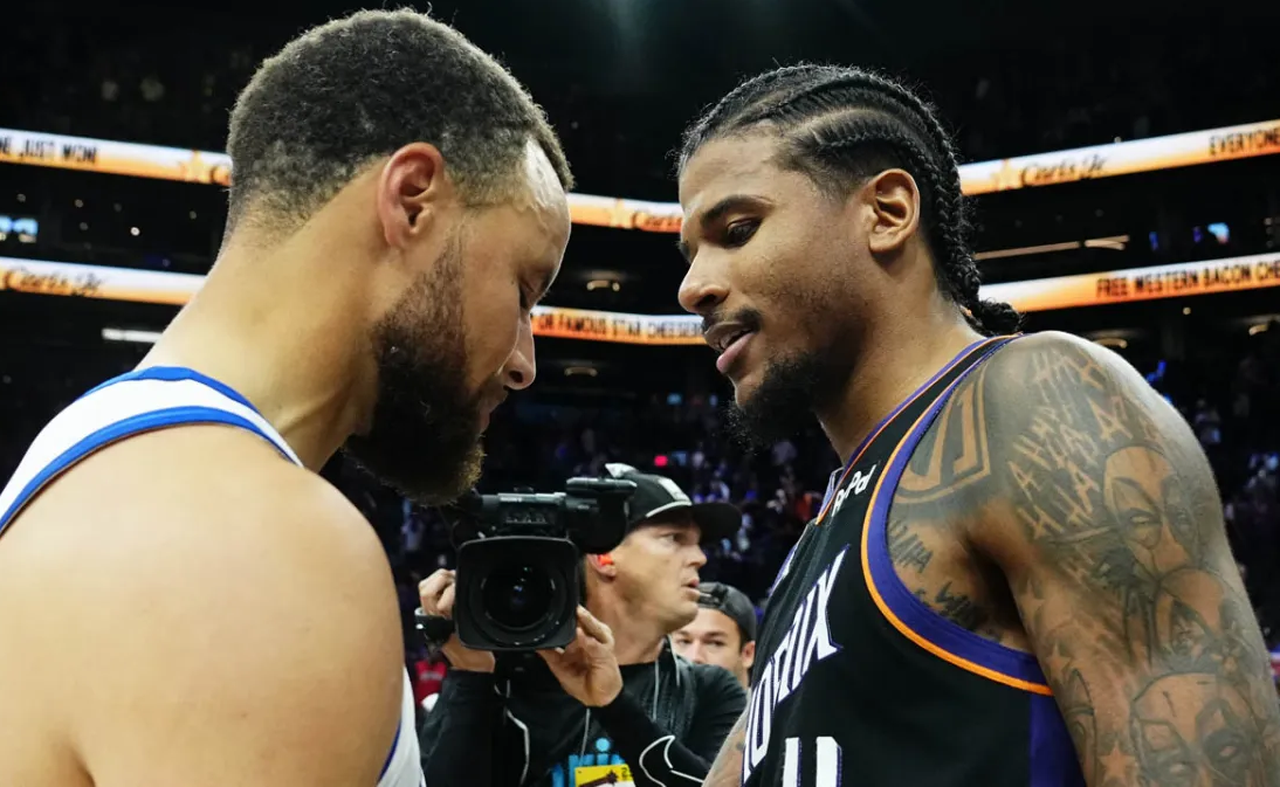 太阳格林两战轰71分封神！「偶像」库里特别鼓励「处理雷霆」