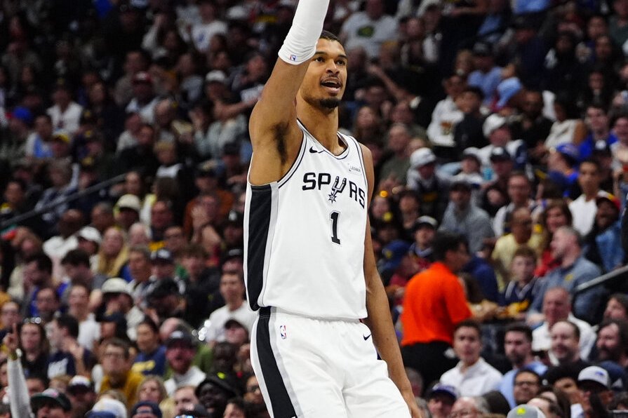 参与马刺投篮训练「恢复良好」 温班亚玛有望下战回归