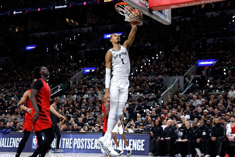 暌违9年再夺系列赛胜利 马刺5战淘汰开拓者晋级第二轮