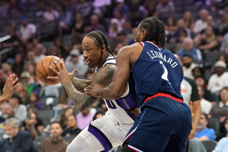 德罗展招牌翻身跳投超越「大O」 历史得分榜挺进第16名