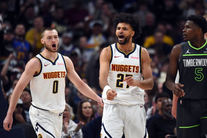 森林狼主帅质疑穆雷获16罚太多！当事人回击：每次进攻都被犯规