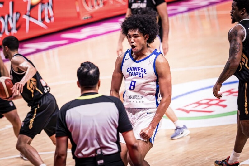 NCAA／贺丹获康乃尔年度突破选手 大学生涯完美落幕