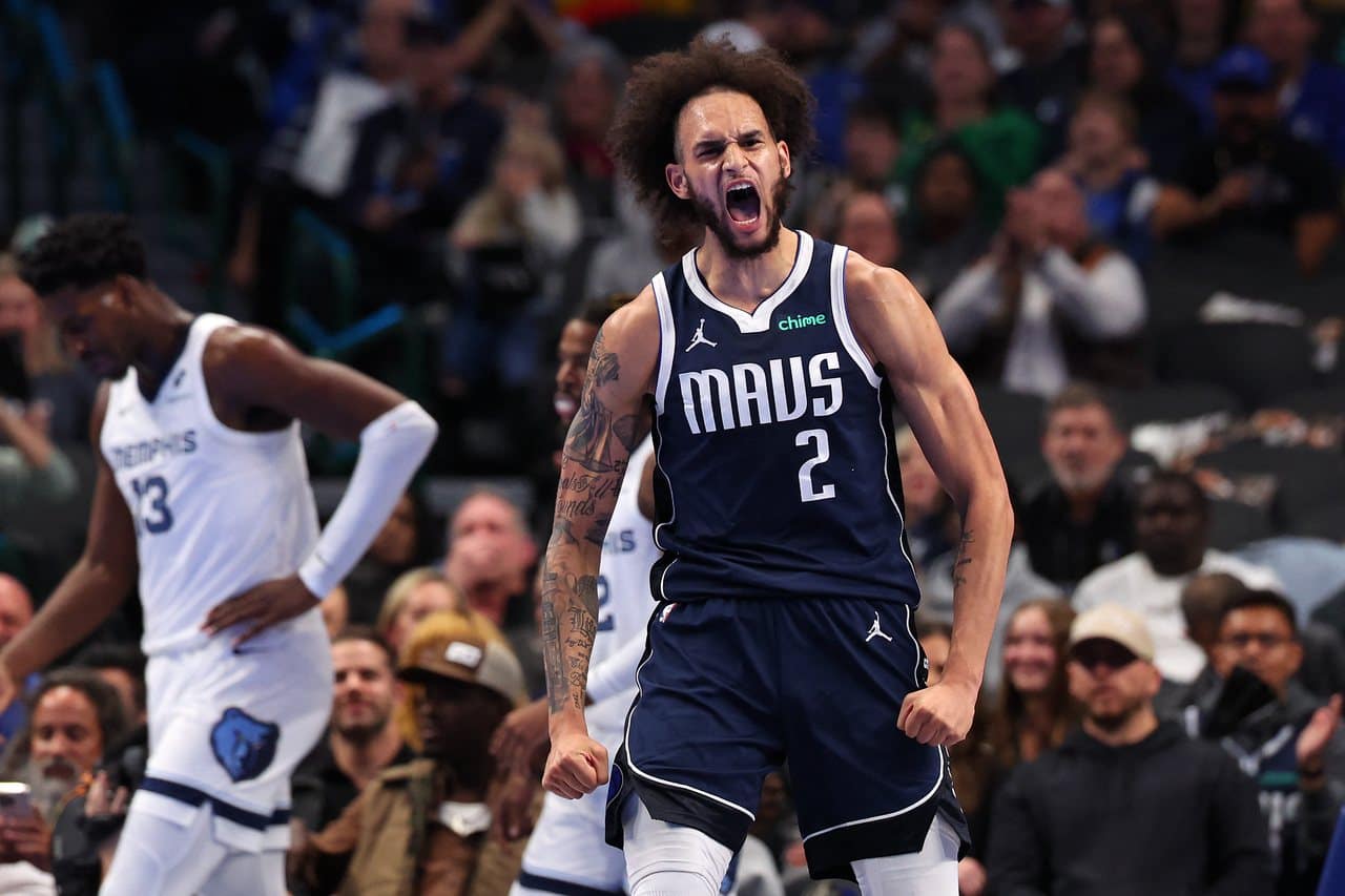 NBA杯8强淘汰赛明燃战火 独行侠中锋:像在打NCAA NBA杯8强淘汰赛明燃战火 独行侠中锋:像在打NCAA