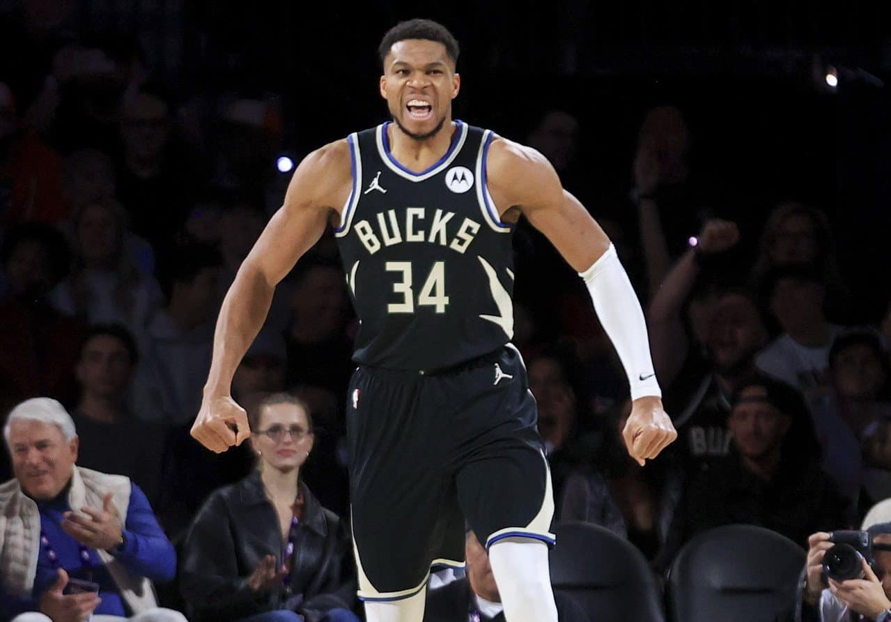 不在意NBA杯夺冠奖金 字母哥:我喜欢打篮球 不在意NBA杯夺冠奖金 字母哥:我喜欢打篮球