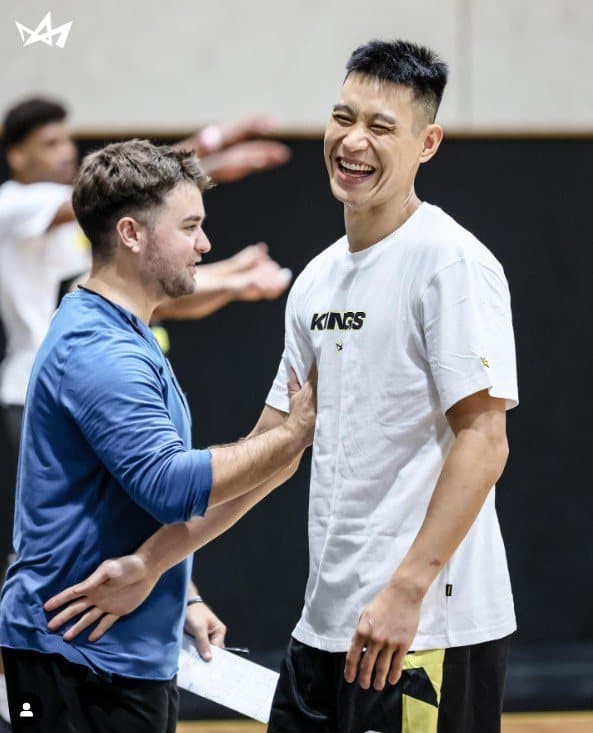 PLG/林书豪投入新北国王训练 网:辣个全国主场男人回来了 PLG/林书豪投入新北国王训练 网:辣个全国主场男人回来了