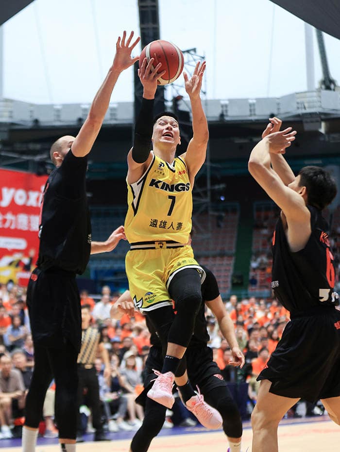 PLG/冠军赛G1三分球6投尽墨 林书豪:要进步,继续投 PLG/冠军赛G1三分球6投尽墨 林书豪:要进步,继续投