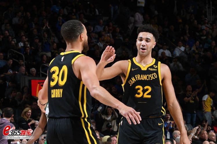 帽烂字母哥!金州勇士杰克逊-戴维斯背负的童年创痕(下) 帽烂字母哥!金州勇士杰克逊-戴维斯背负的童年创痕(下)