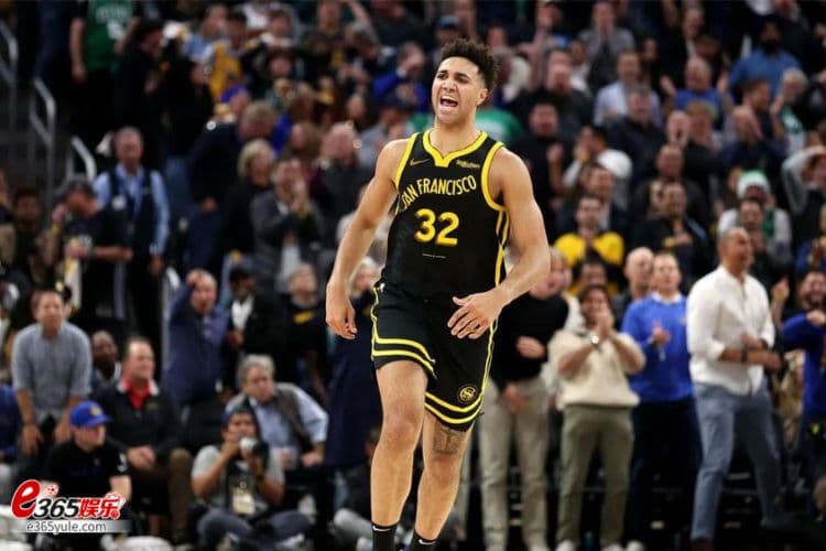 NBA新秀排行榜(下)汤普森兄弟、杰克逊-戴维斯崭露头角 NBA新秀排行榜(下)汤普森兄弟、杰克逊-戴维斯崭露头角