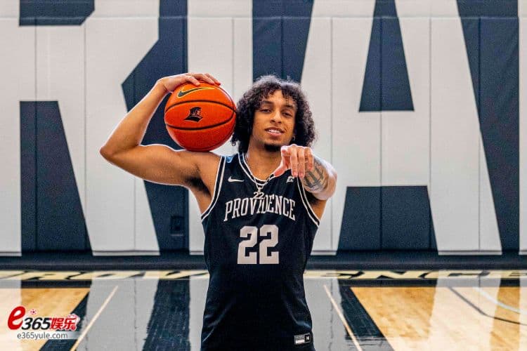 2024NBA模拟选秀会(7)华裔巨人周志豪挤进NBA大门 2024NBA模拟选秀会(7)华裔巨人周志豪挤进NBA大门