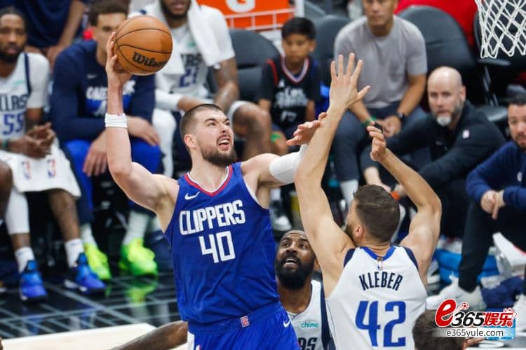 达拉斯独行侠VS.洛杉矶快船NBA季后赛G3分析!独行侠替补出奇兵 达拉斯独行侠VS.洛杉矶快船NBA季后赛G3分析!独行侠替补出奇兵