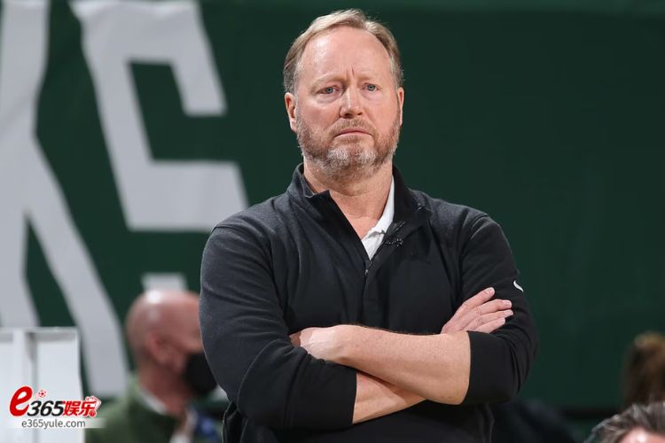 NBA洛杉矶湖人下任主帅人选2|迈克•布尔登霍泽(Mike Budenholzer) NBA洛杉矶湖人下任主帅人选2|迈克•布尔登霍泽(Mike Budenholzer)