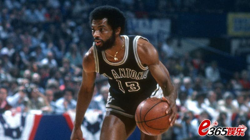 马刺队史前25位｜詹姆斯-塞拉斯(1973-1981)