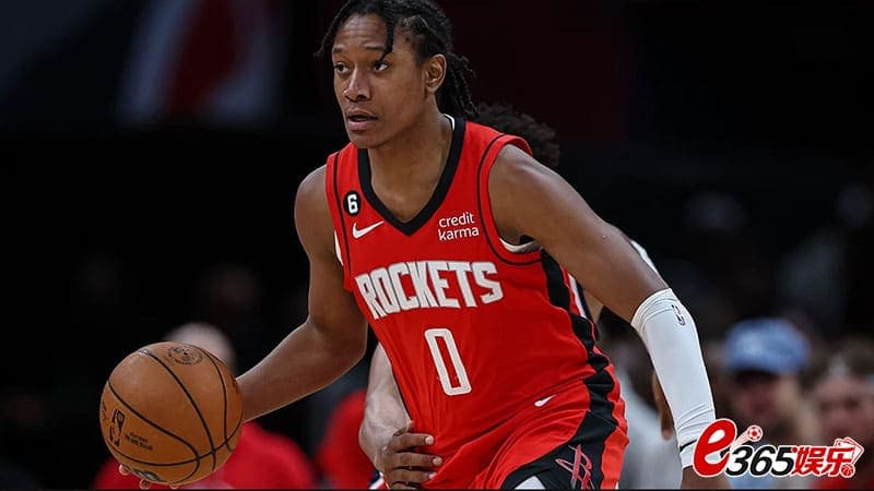 雄鹿双向合同签下泰泰-华盛顿，雄鹿15+3阵容满员