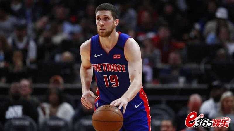 凯尔特人将与米哈伊柳克在NBA球员交易市场签约一年 凯尔特人将与米哈伊柳克在NBA球员交易市场签约一年