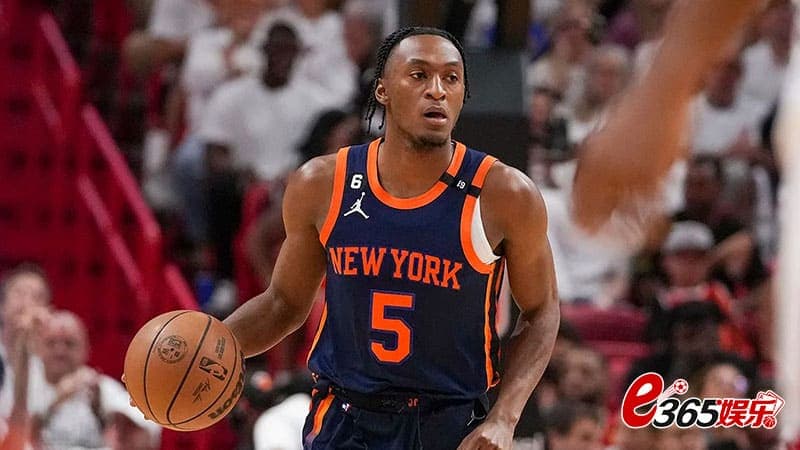 NBA球员交易市场快讯,奎克利向尼克斯索要接近布伦森报价的续约合同 NBA球员交易市场快讯,奎克利向尼克斯索要接近布伦森报价的续约合同