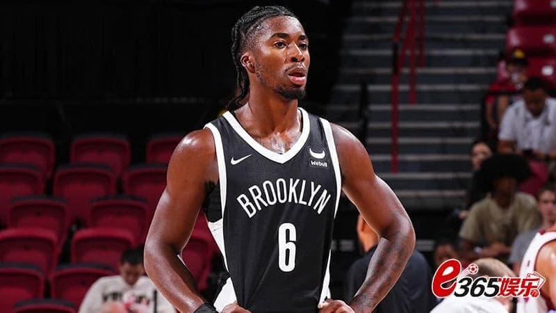 NBA球员交易市场快讯,76人正式签下自由球员大卫-杜克 NBA球员交易市场快讯,76人正式签下自由球员大卫-杜克