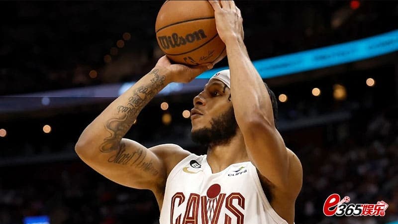 曝绿军热火火箭等多队有意拉马尔-史蒂文斯 曝绿军热火火箭等多队有意拉马尔-史蒂文斯